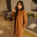 ROSIEYA (CAMEL) Essential Lapel Collar Coat By ZRA